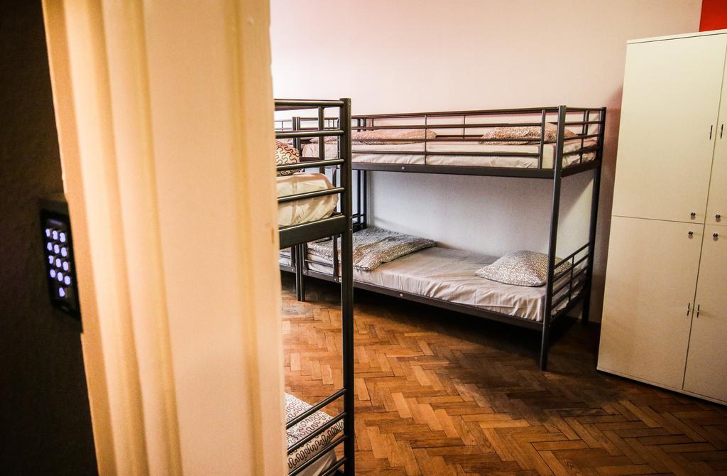 Cooltour Hostel Будапешт Номер фото